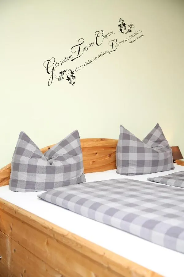 Pension Bergsee Bad Wiessee 3*,
